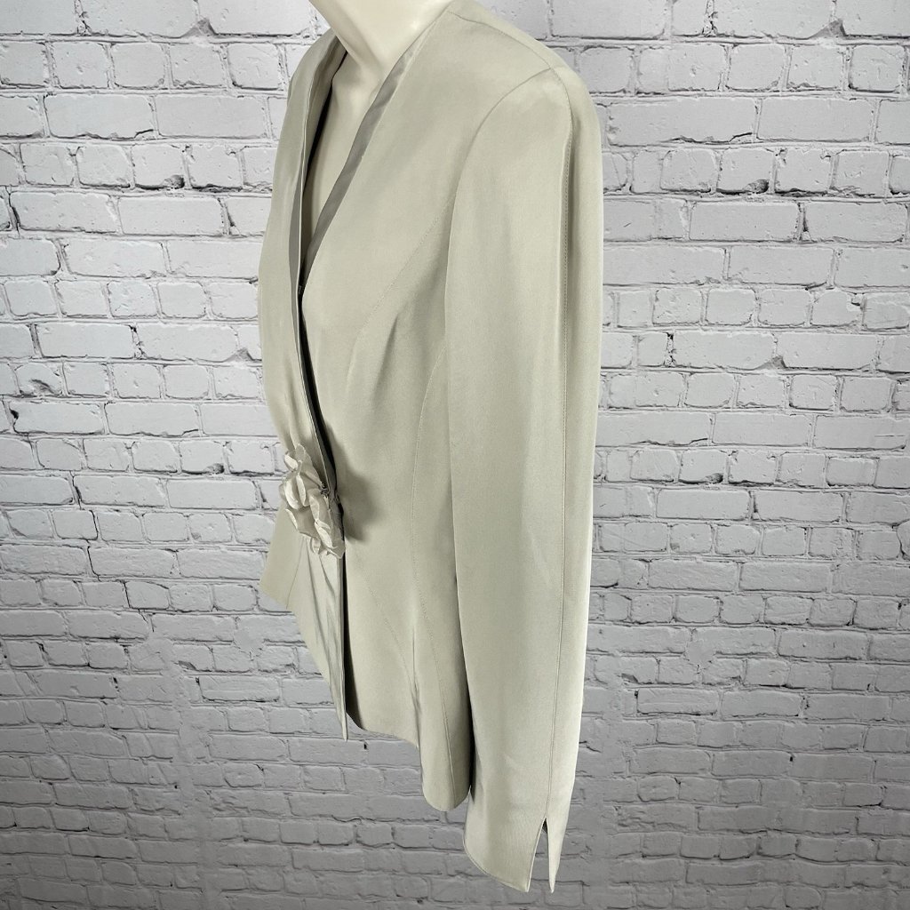 Stanley Korshak Beige 100% Silk Floral Accent Lined Jacket Usa Made Size Medium — image 7 of 8